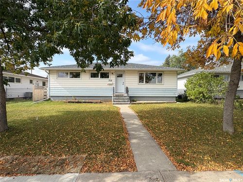 168 Toronto St, Regina, SK, S4R1L7 | Card Image