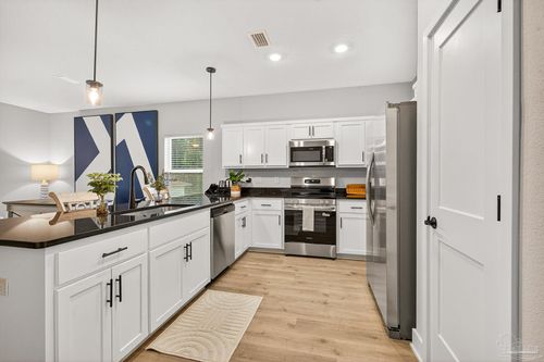 3a-8328 Highland Ridge Dr, Pensacola, FL, 32534-1769 | Card Image