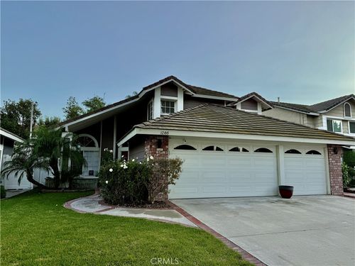1286 Biltmore Cir, Corona, CA, 92882-4523 | Card Image