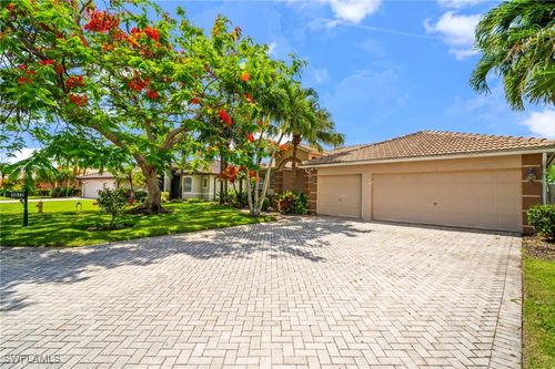 1072 Port Orange Way, NAPLES, FL, 34120-2915 | Card Image