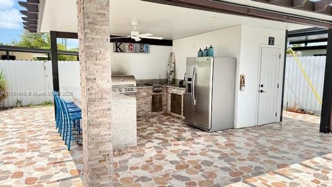 16210 Sw 97 Th Ct, House other with 4 bedrooms, 4 bathrooms and null parking in Miami FL | Image 10
