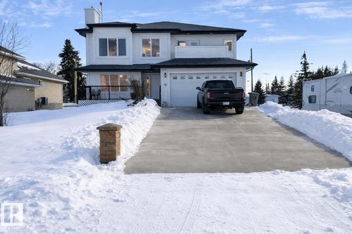 5119 56 Ave, Mundare, AB, T0B3H0 | Card Image