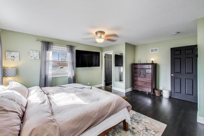 1432 63 Rd St, House other with 5 bedrooms, 3 bathrooms and 2 parking in Downers Grove IL | Image 20