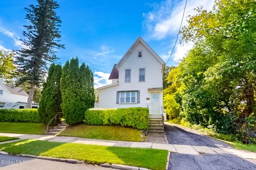 31 W 11th Ave, Gloversville, NY, 12078-1320 | Card Image
