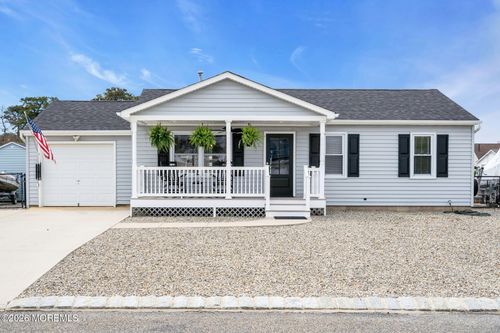 7 Hollywood Blvd S, Forked River, NJ, 08731-4815 | Card Image