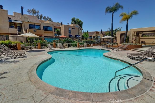 7 - 25712 Le Parc, Condo with 2 bedrooms, 2 bathrooms and 2 parking in Lake Forest CA | Image 31