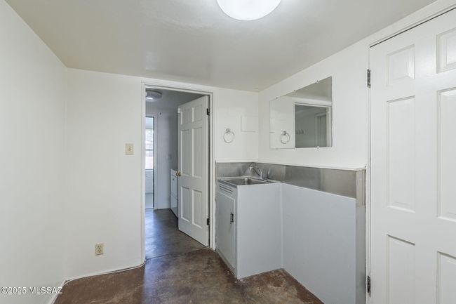 2920 E Mabel St (28) | Image 28