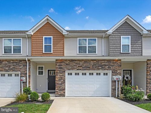 108 Staplehill Ct, Sinking Spring, PA, 19608-8516 | Card Image