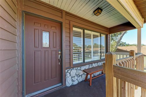 4104-5705 Avista Dr, SARASOTA, FL, 34243-3642 | Card Image