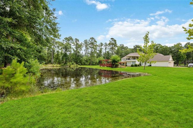 10714 Crestwater Cir, House other with 5 bedrooms, 5 bathrooms and 3 parking in Magnolia TX | Image 46