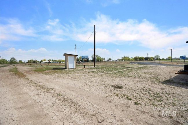 1882 Frontage Rd S, House other with 3 bedrooms, 2 bathrooms and null parking in Wendell ID | Image 27
