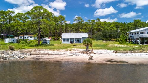 3166 Highway 98 E, Carrabelle, FL, 32322-8064 | Card Image