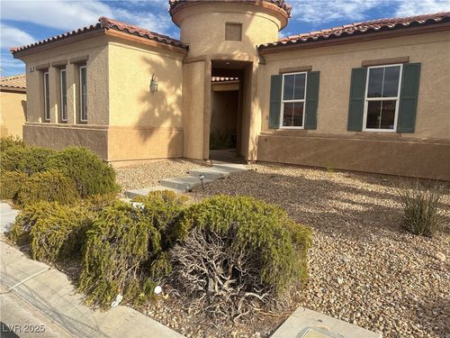 7199 Adobe Falls Ct, Las Vegas, NV, 89113-3088 | Card Image