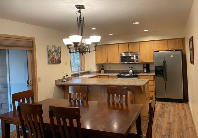 8-Dining-Kitchen-R19 | Image 8