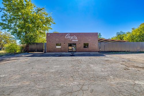 115 W Avenue N, San Angelo, TX, 76903-8432 | Card Image