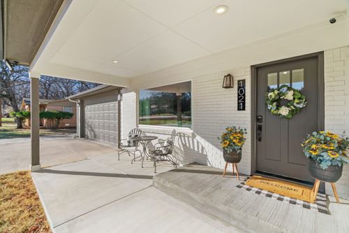 1021 Poe St, Azle, TX, 76020-3333 | Card Image