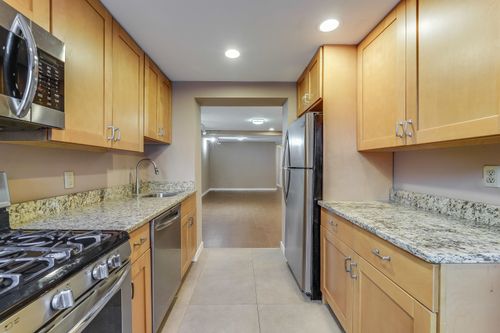1-138 Garden St, Hoboken, NJ, 07030-3729 | Card Image