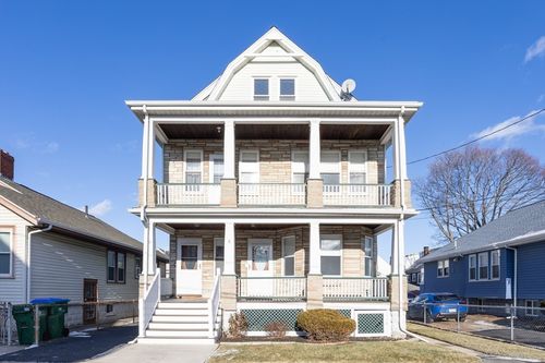 9-9 Saint James Rd, Medford, MA, 02155-5004 | Card Image