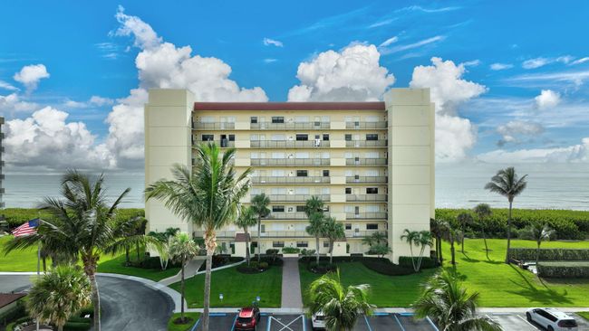 APT-215 - 7420 S Ocean Dr, Condo with 2 bedrooms, 2 bathrooms and null parking in Jensen Beach FL | Image 28
