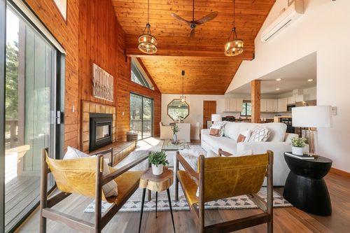 14165 Wolfgang Road, Truckee, CA, 96161-0000 | Card Image