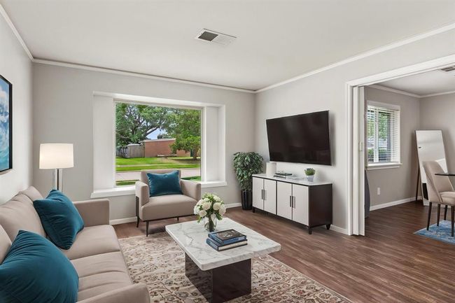 211 Cedar Ln, House other with 4 bedrooms, 2 bathrooms and 2 parking in El Lago TX | Image 8