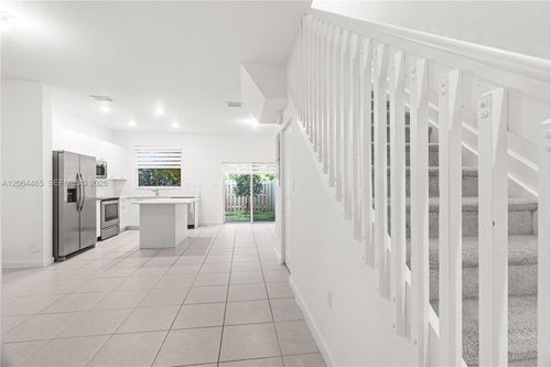 12121 Nw 23rd Ct, Miami, FL, 33167-1487 | Card Image