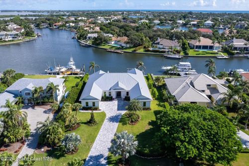 1806 Mooringline Dr, Vero Beach, FL, 32963-3049 | Card Image