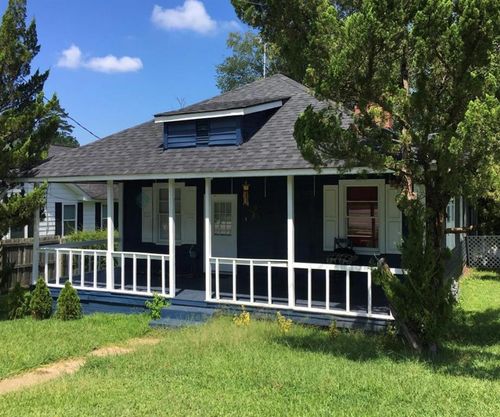 48 S Broad St, Porterdale, GA, 30014-3354 | Card Image