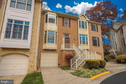 1379 Heritage Oak Way, RESTON, VA, 20194-1900 | Card Image