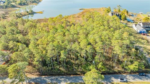 451 Wind Mill Point Rd, Hampton, VA, 23664-2136 | Card Image