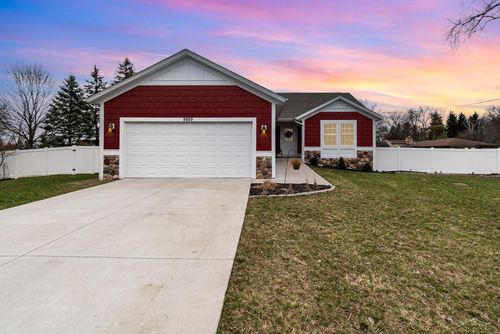 9959 Dice Rd, Freeland, MI, 48623-8968 | Card Image