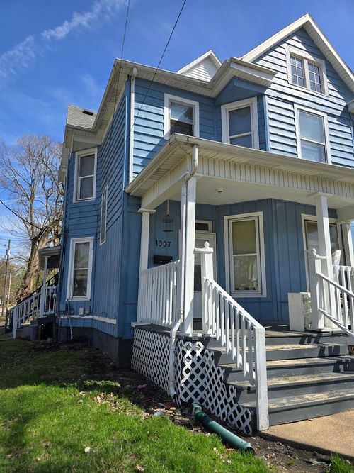 1007 Mason St, Bloomington, IL, 61701-2737 | Card Image