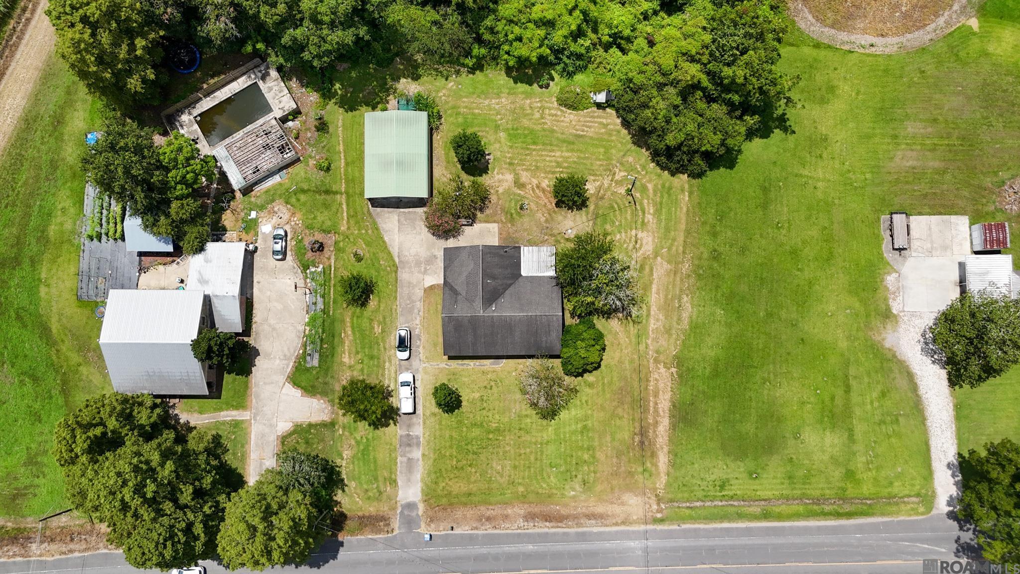 Residential in Belle Rose 4