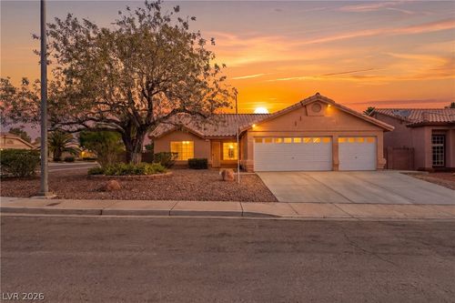 8243 Lone Feather Ln, Las Vegas, NV, 89123-2559 | Card Image