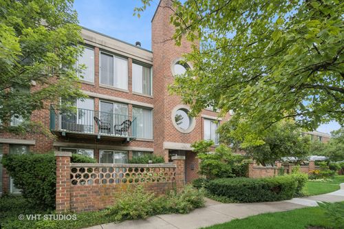 apt-202-1030 Arbor Ln, Northfield, IL, 60093-3356 | Card Image