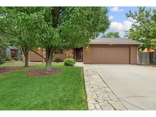 3842 Tradition Dr, Fort Collins, CO, 80526-3107 | Card Image