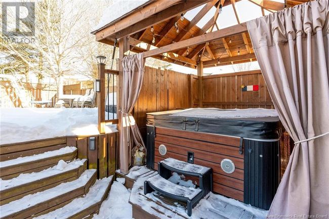 44 Rue Du Ruisseau, House other with 4 bedrooms, 2 bathrooms and null parking in Dieppe NB | Image 48