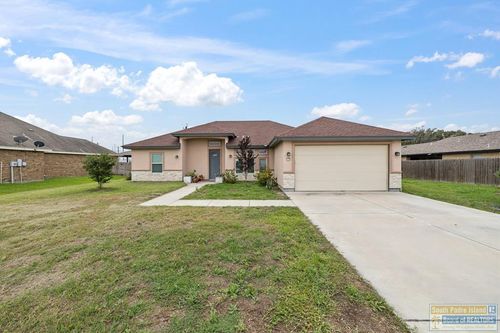 215 Palm Blvd, Laguna Vista, TX, 78578 | Card Image