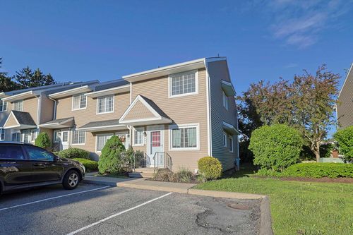 601 Covington Green Ln, Patterson, NY, 12563-2417 | Card Image