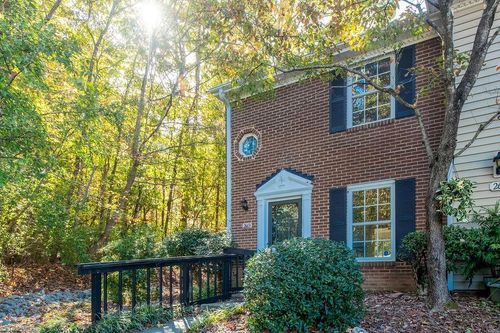 2663 Cottage Pl, Greensboro, NC, 27455-2918 | Card Image
