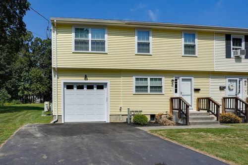 4-4 Wood Ln, Maynard, MA, 01754-2416 | Card Image