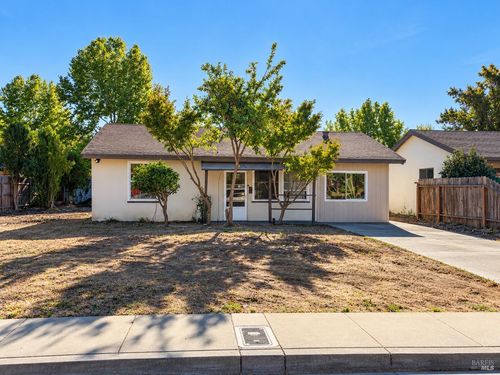 1490 Hemlock St, Napa, CA, 94559-4539 | Card Image
