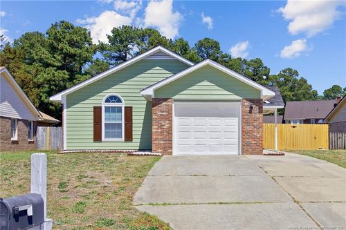5772 Pepperbush Drive, Fayetteville, NC, 28304 | Card Image