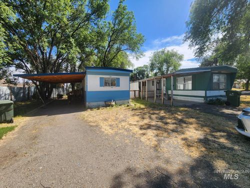 257 D St W, Vale, OR, 97918-1524 | Card Image