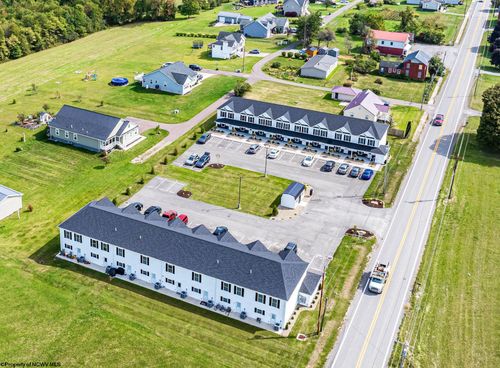 43 Maple St, Bruceton Mills, WV, 26525-9743 | Card Image