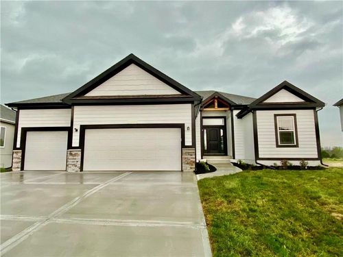 2144 Deerfield Terrace, Liberty, MO, 64068 | Card Image