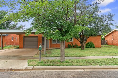 707 Skyline Dr, Lamesa, TX, 79331-6517 | Card Image
