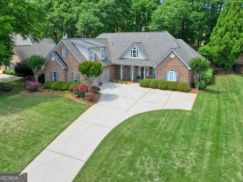 211 English Oaks Ln, McDonough, GA, 30253-8518 | Card Image