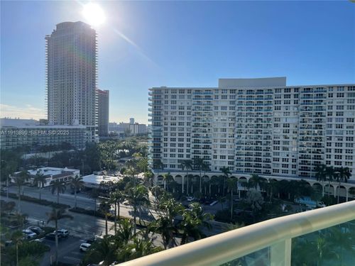 11t-3801 S Ocean Dr, Hollywood, FL, 33019-2928 | Card Image