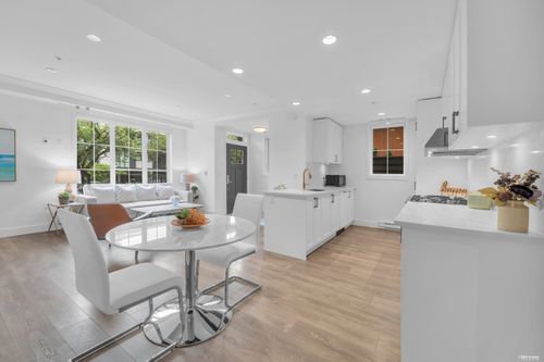469 W 63rd Avenue, Vancouver, BC, V5X2J3 | Card Image